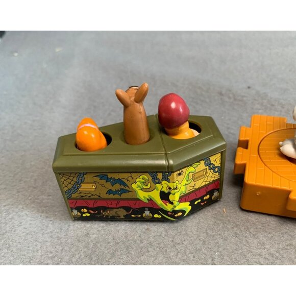 Vintage Scooby-Doo & Sylvester Tweety Collectible Happy Meal Toys Set - Picture 6 of 15